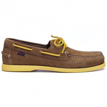 Chaussure Bateau PORTLAND Nubuck marron - semelle et lacet jaune SEBAGO