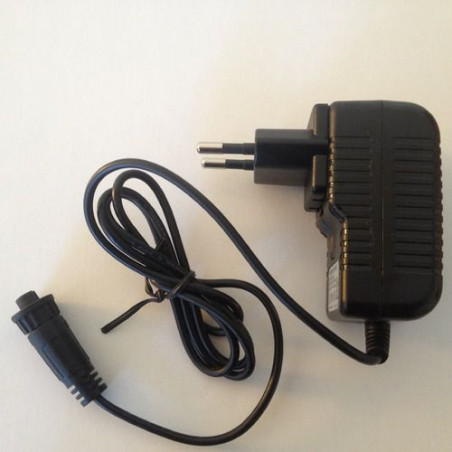 Chargeur 220 Vcc de rechange pour RT420/420DSC - NAVICOM