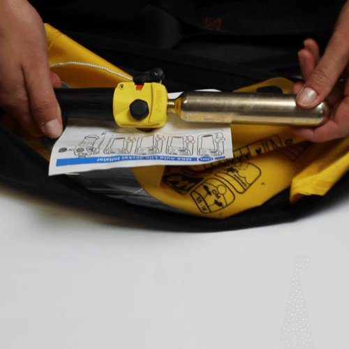 Etape 2 - Retirer la bouteille de gaz percée